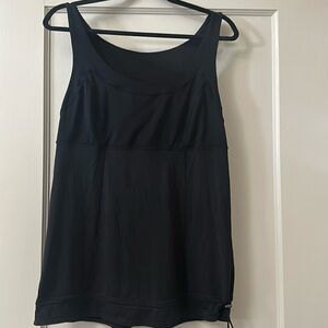 Lululemon sport shirt size 12